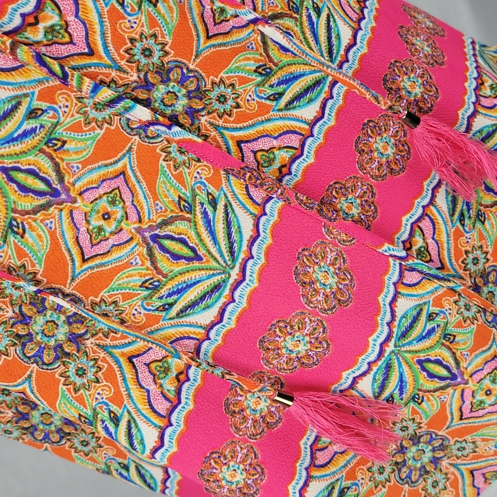Rose & Olive Colorful tank sleeveless top with tassels - Picture 4 of 4